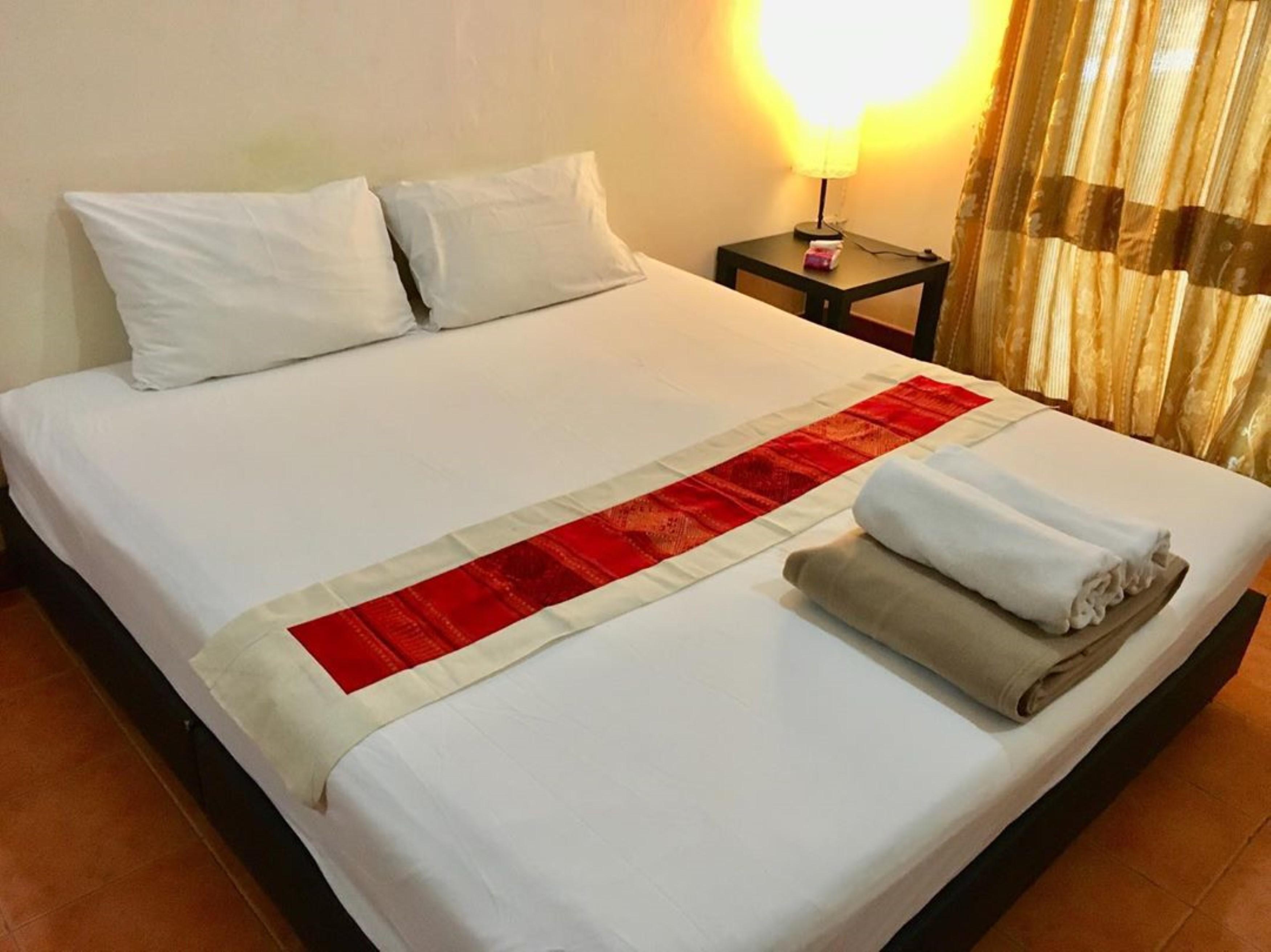 Anchana House Jomtien Beach Esterno foto