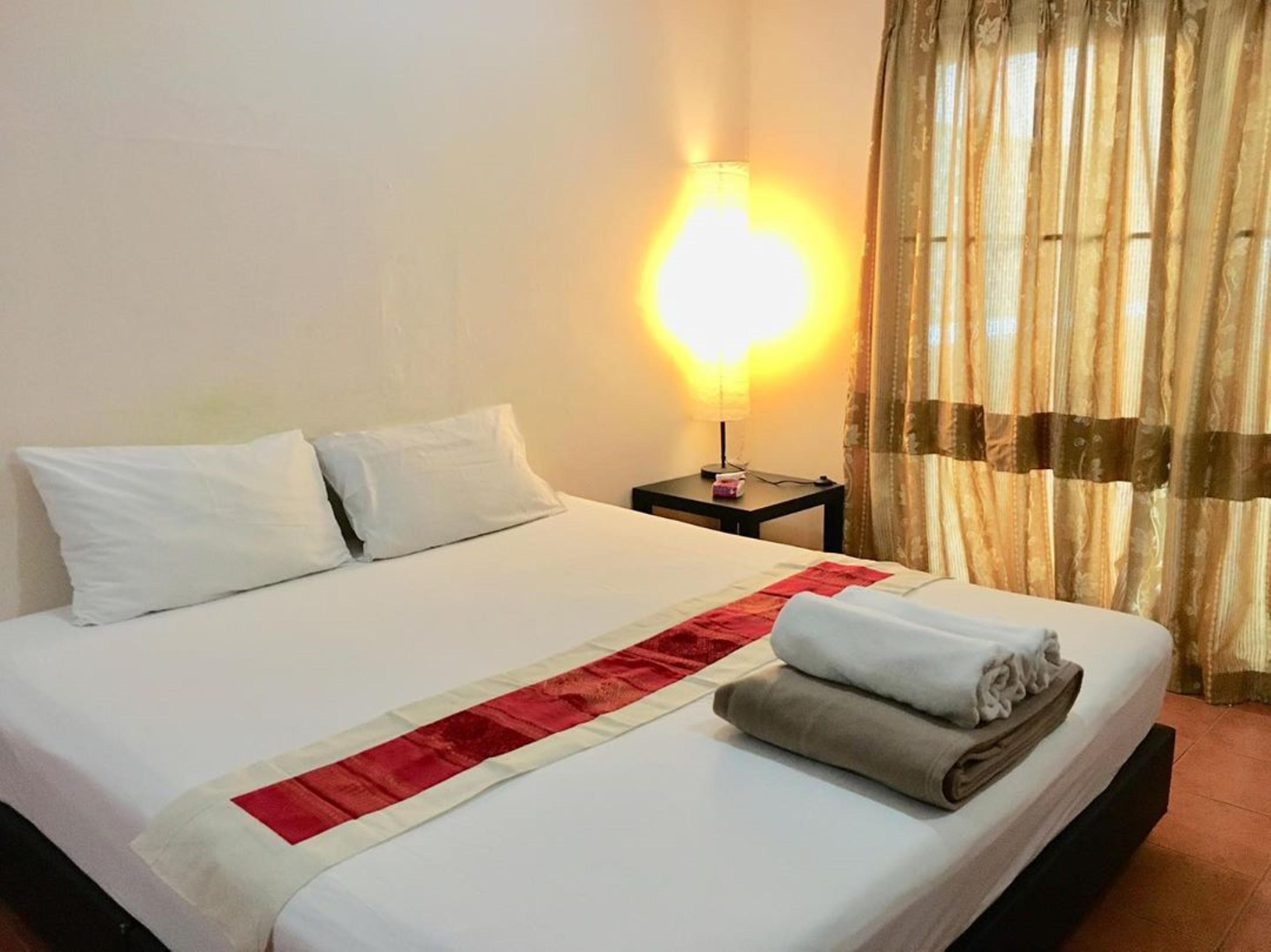 Anchana House Jomtien Beach Esterno foto